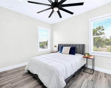 4020 W Arch Street - Photo Thumbnail 29