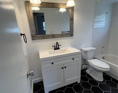 254 Plumosa Drive - Photo Thumbnail 7