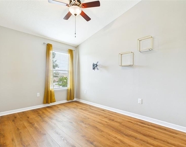 4052 70th Terrace N - Photo Thumbnail 27