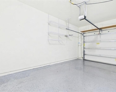 4052 70th Terrace N - Photo Thumbnail 29