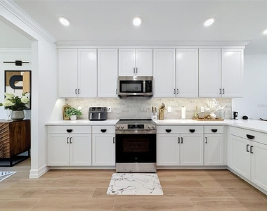 1511 W Chestnut Street - Photo Thumbnail 13