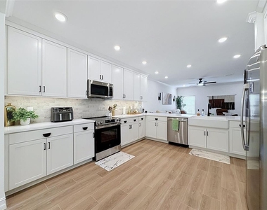 1511 W Chestnut Street - Photo Thumbnail 14
