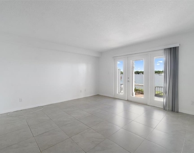 165 Pompano Dr Se - Photo Thumbnail 5