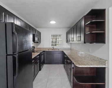 165 Pompano Dr Se - Photo Thumbnail 10
