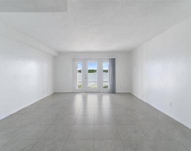 165 Pompano Dr Se - Photo Thumbnail 8