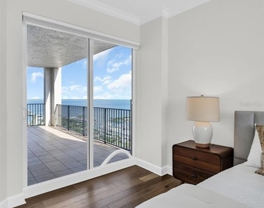 300 Beach Drive Ne - Photo Thumbnail 25