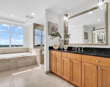300 Beach Drive Ne - Photo Thumbnail 28