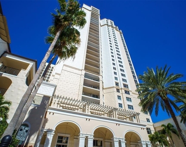 300 Beach Drive Ne - Photo Thumbnail 69