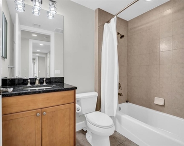 300 Beach Drive Ne - Photo Thumbnail 19
