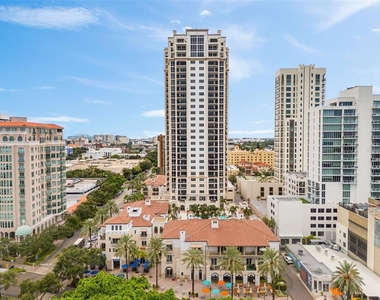 300 Beach Drive Ne - Photo Thumbnail 71