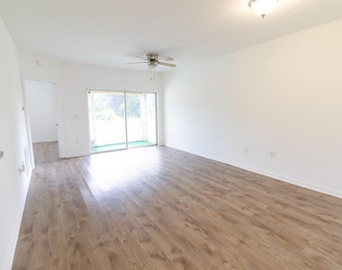 9510 Newdale Way - Photo Thumbnail 4