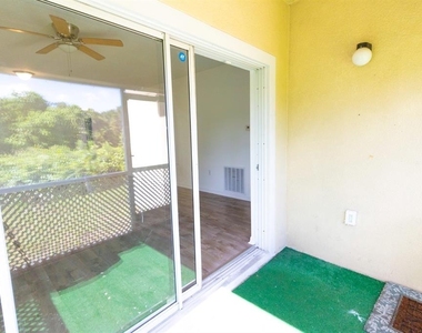 9510 Newdale Way - Photo Thumbnail 18