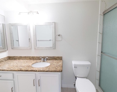 9510 Newdale Way - Photo Thumbnail 9