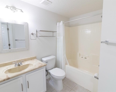 9510 Newdale Way - Photo Thumbnail 13