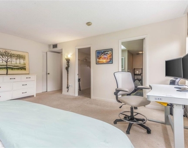 700 Island Way - Photo Thumbnail 23
