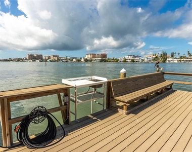 700 Island Way - Photo Thumbnail 47