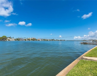 700 Island Way - Photo Thumbnail 43