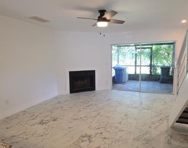 14045 Notreville Way - Photo Thumbnail 33