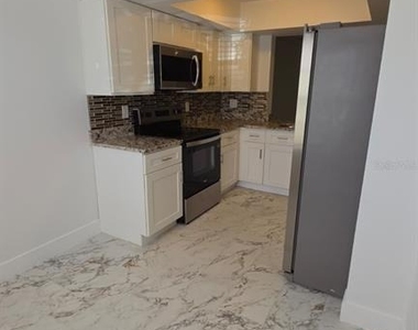 14045 Notreville Way - Photo Thumbnail 5