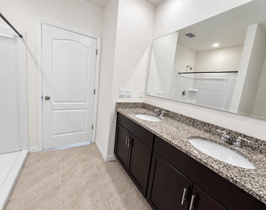 1713 Southfork Drive - Photo Thumbnail 16