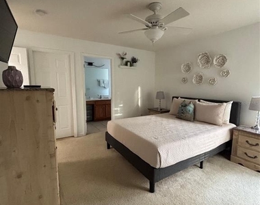 137 African Daisy Court - Photo Thumbnail 11