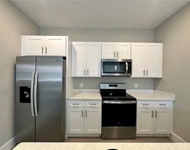 547 Albatross Drive - Photo Thumbnail 11