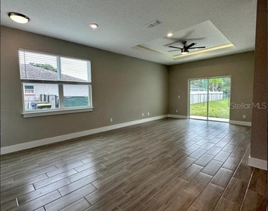 547 Albatross Drive - Photo Thumbnail 7