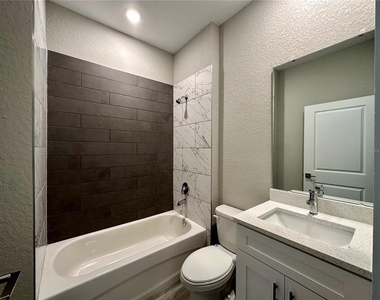 547 Albatross Drive - Photo Thumbnail 20