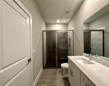 547 Albatross Drive - Photo Thumbnail 21