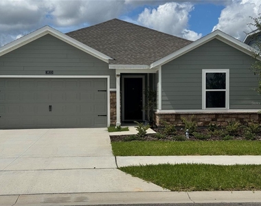 3833 Amers Loop - Photo Thumbnail 2