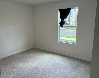 3833 Amers Loop - Photo Thumbnail 12