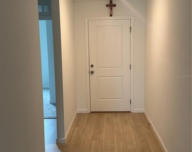 3833 Amers Loop - Photo Thumbnail 8