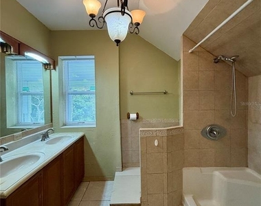 417 Mabbette Street - Photo Thumbnail 20