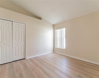 8104 Santee Drive - Photo Thumbnail 21