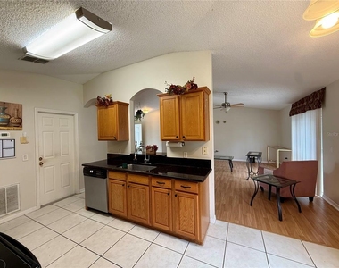 232 Strawflower Court - Photo Thumbnail 6