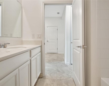 786 Citrus Reserve Boulevard - Photo Thumbnail 23