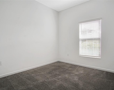 786 Citrus Reserve Boulevard - Photo Thumbnail 18