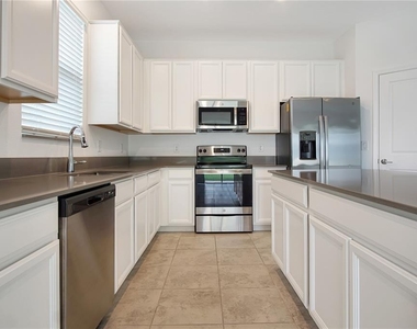 786 Citrus Reserve Boulevard - Photo Thumbnail 5