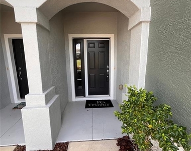4219 Sw 55th Circle - Photo Thumbnail 1