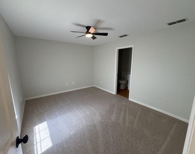 53 Pecan Run Drive - Photo Thumbnail 13