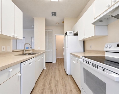 3589 Conroy Road - Photo Thumbnail 5