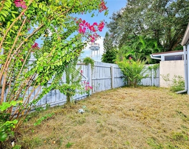 2300 Barbados Drive - Photo Thumbnail 28