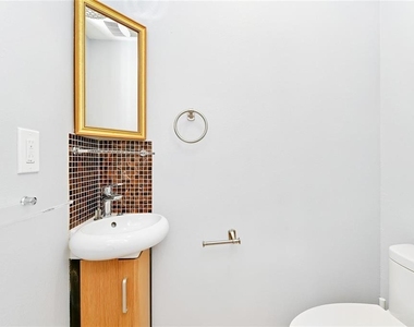 2300 Barbados Drive - Photo Thumbnail 7