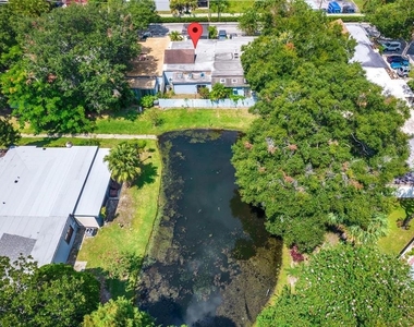 2300 Barbados Drive - Photo Thumbnail 41