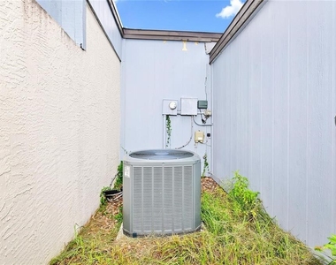 2300 Barbados Drive - Photo Thumbnail 26