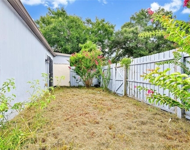 2300 Barbados Drive - Photo Thumbnail 27