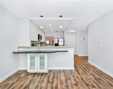 2300 Barbados Drive - Photo Thumbnail 6