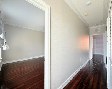 6117 Metrowest Boulevard - Photo Thumbnail 14