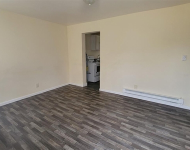455 Pursley Street - Photo Thumbnail 5