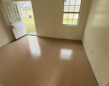 455 Pursley Street - Photo Thumbnail 3
